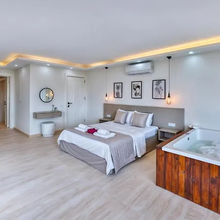 Aysena - Doganin Kalbine Kuecuek Bir Kacamak فيلة *