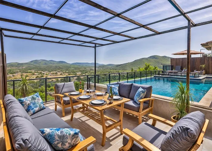 Aysena - Doganin Kalbine Kuecuek Bir Kacamak Villa Kas