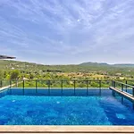 Aysena - Doganin Kalbine Kuecuek Bir Kacamak * Kaş